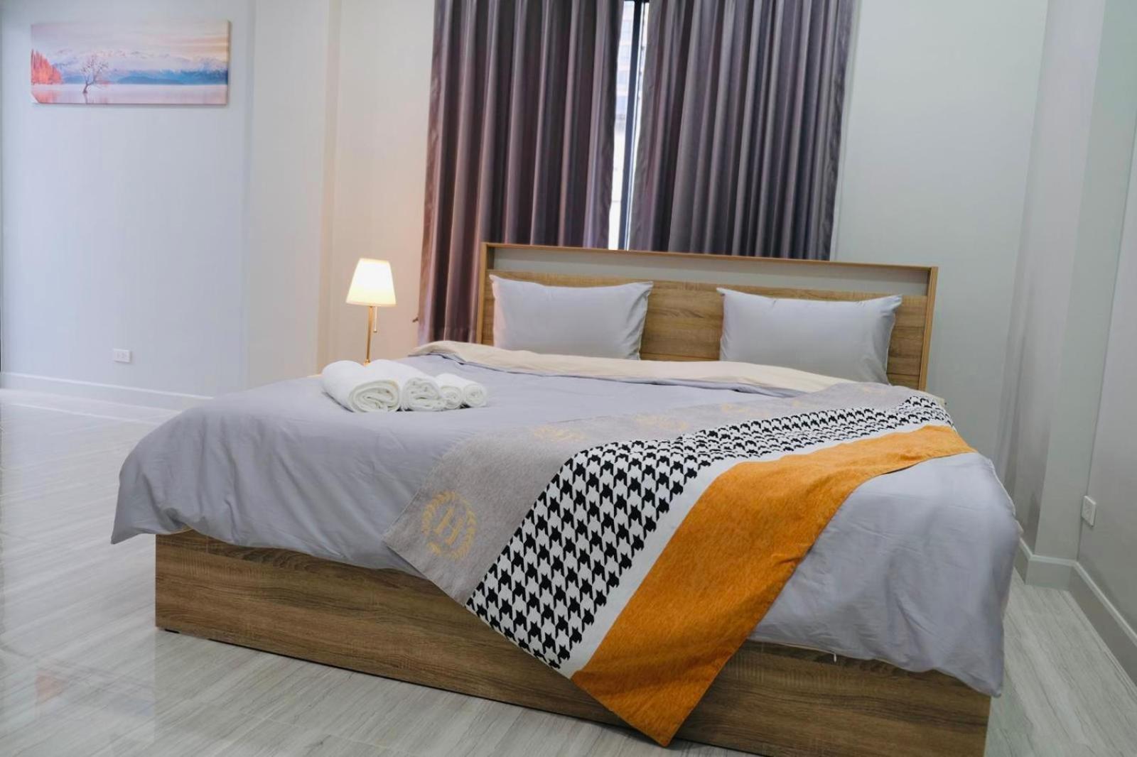Villa Cheri's Homestay: Townhouse Near Thong Lo Bts Bangkok
