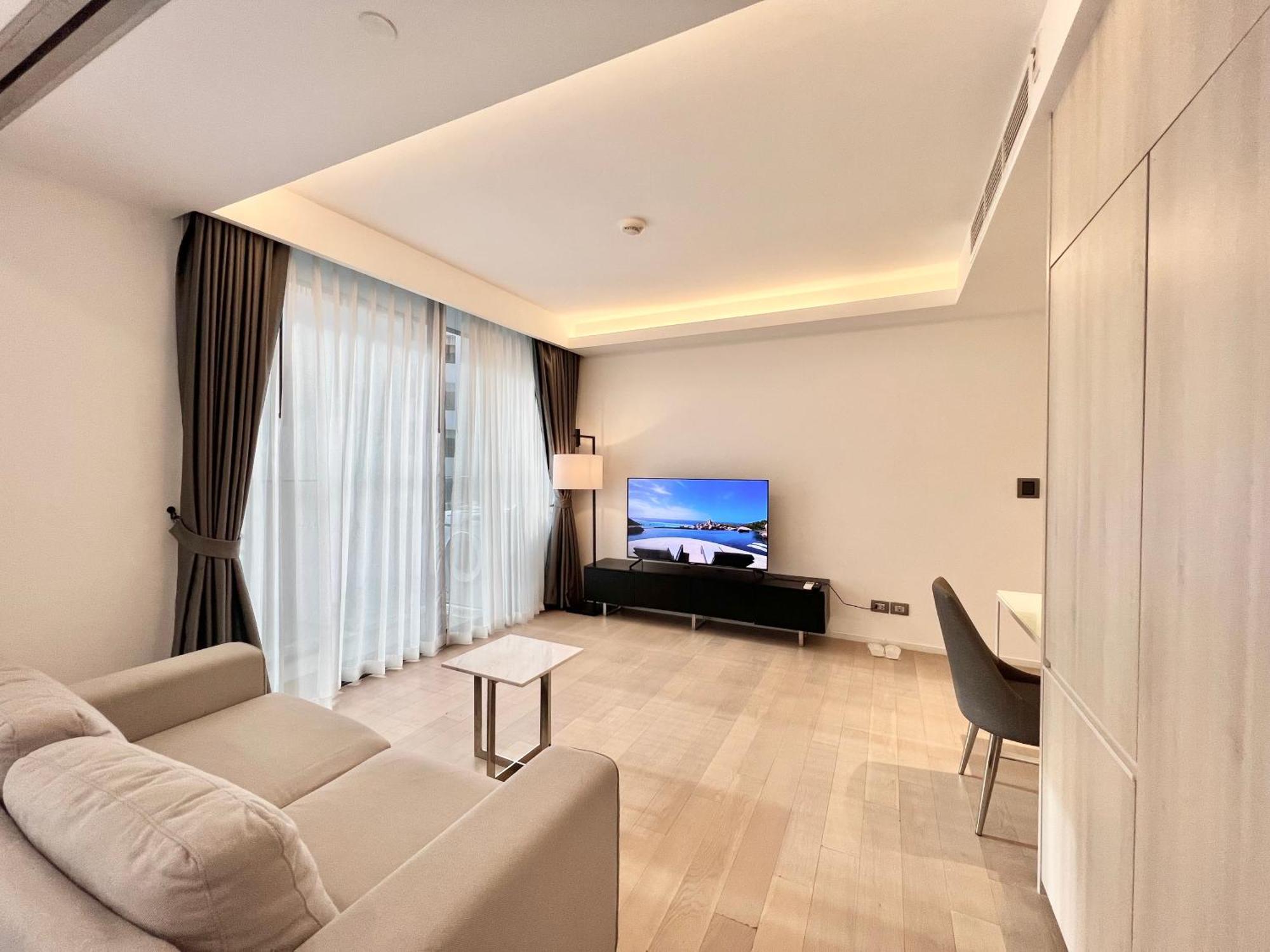 Appartamento Sukhumvit 11#luxury#pool#gym#bts Nana&mrt Sukhumvit#1br#max2ppl *