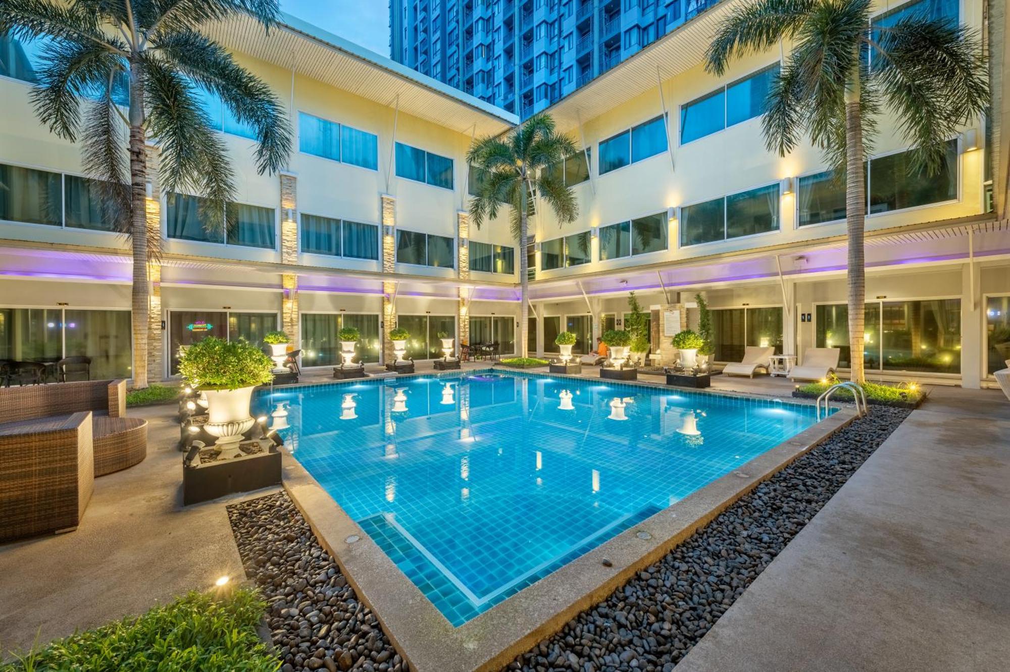 Qiu Sukhumvit Sha Hotell 4*