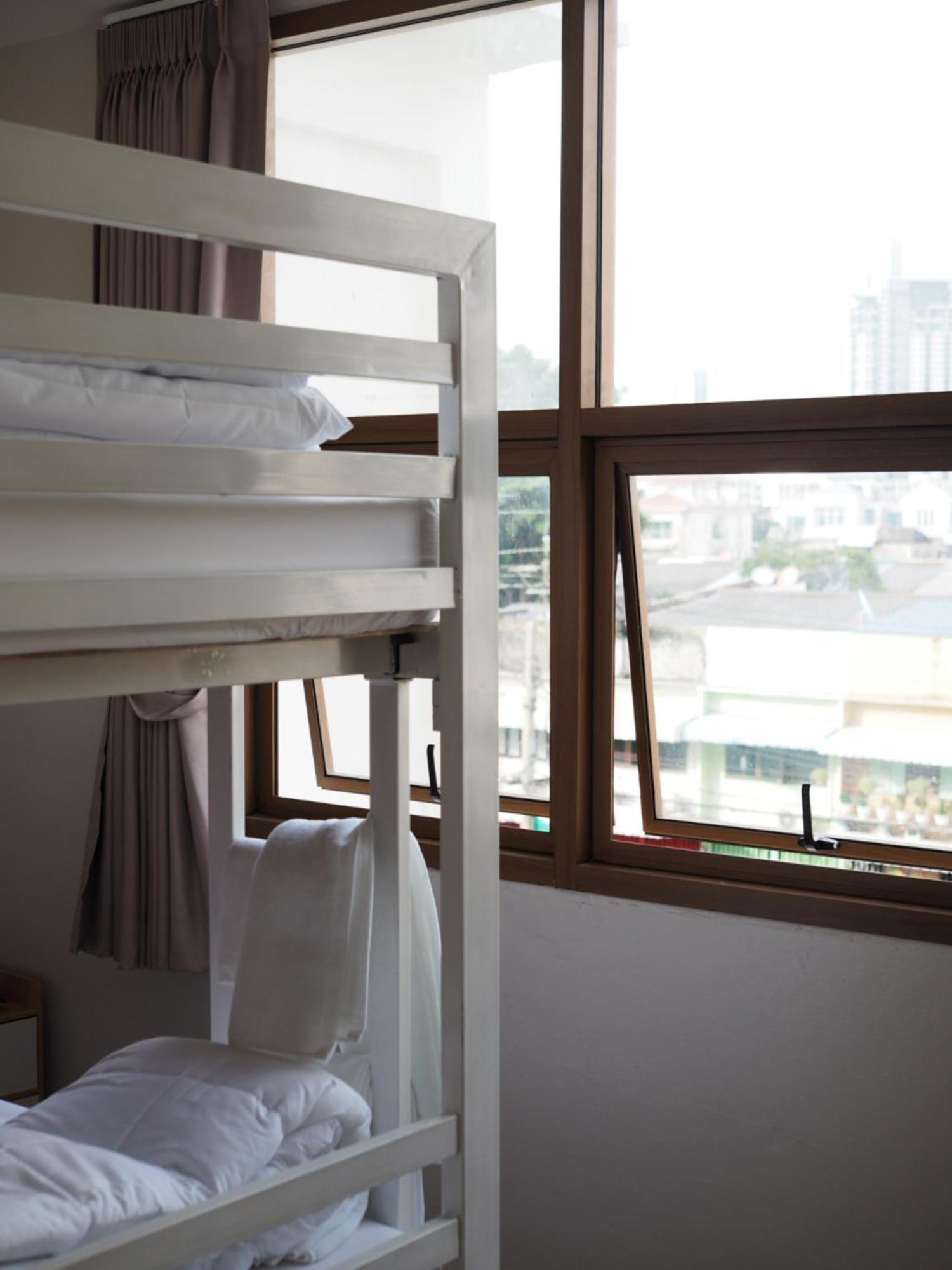 Krung Tone * Bangkok