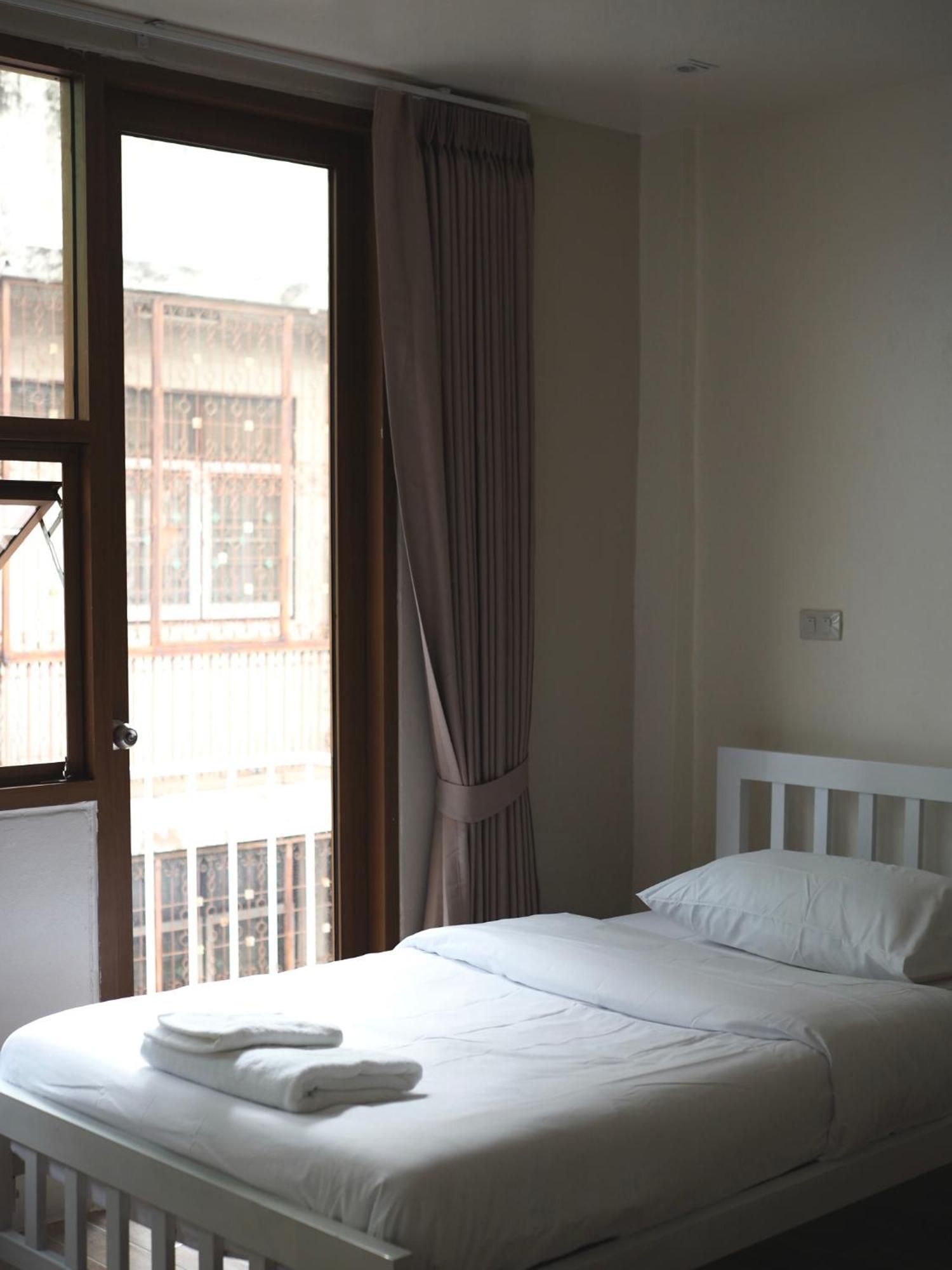 Hostel Krung Tone