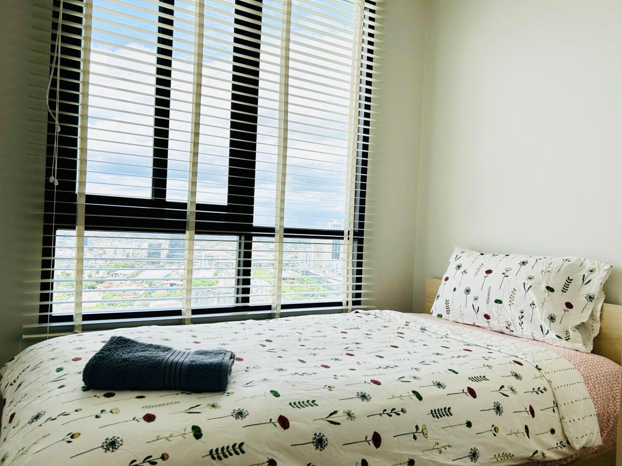 Nue Noble Srinakarin Appartamento Bangkok