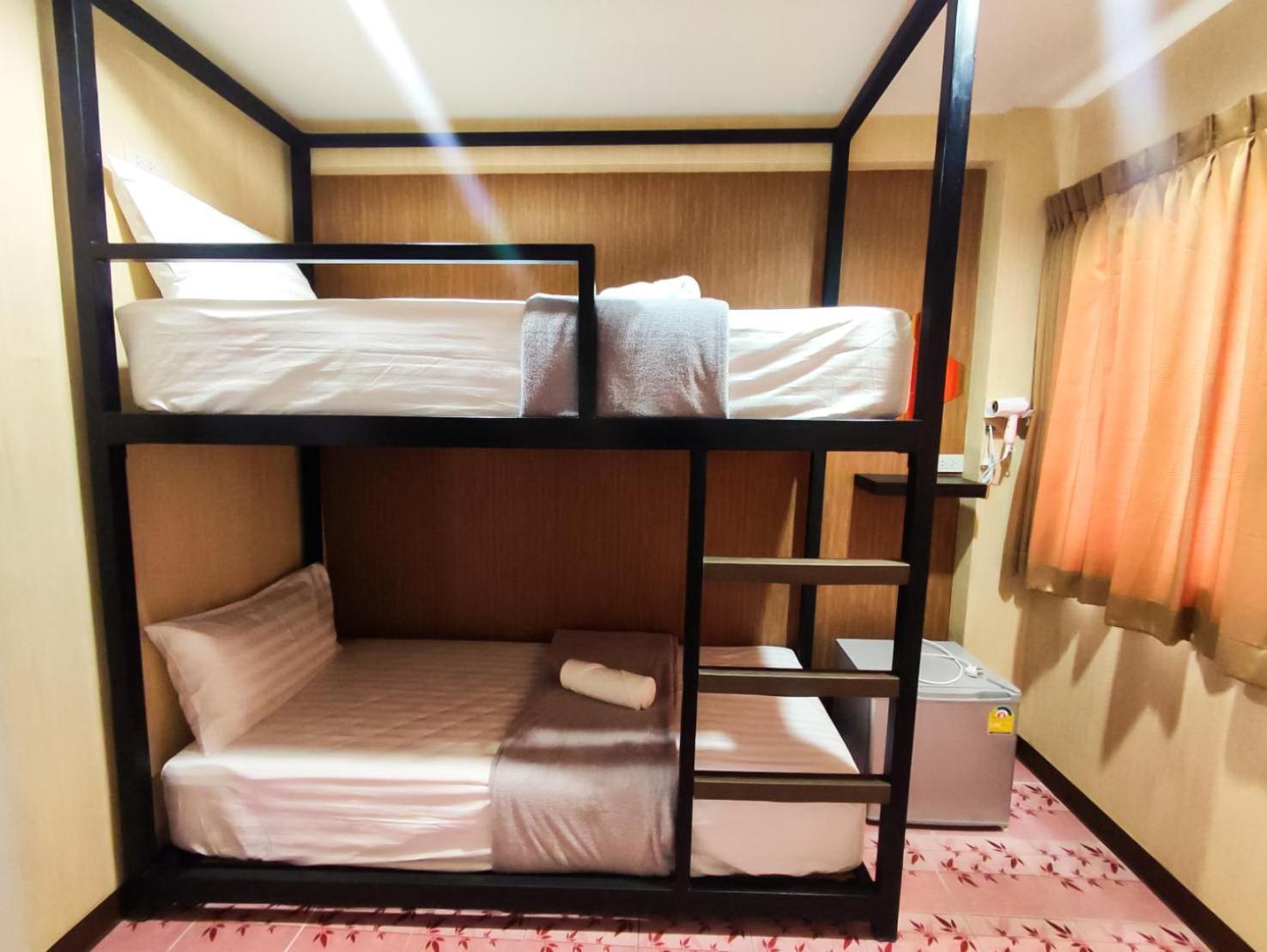 Hotell Ks House 2*