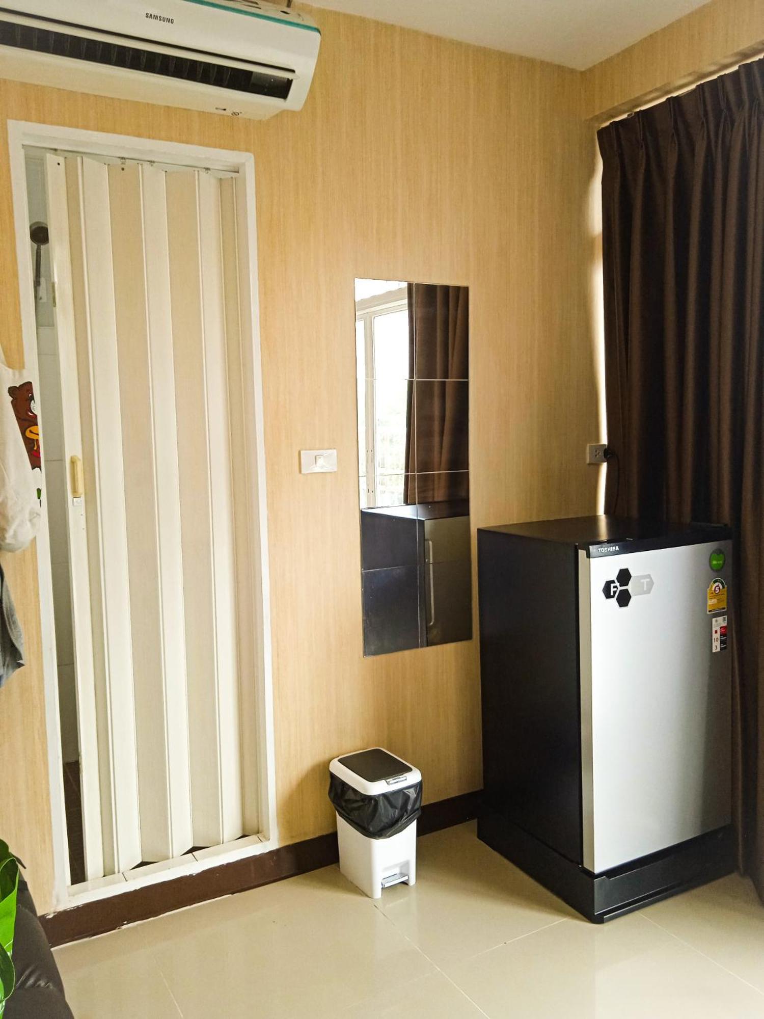Ks House Hotell 2*