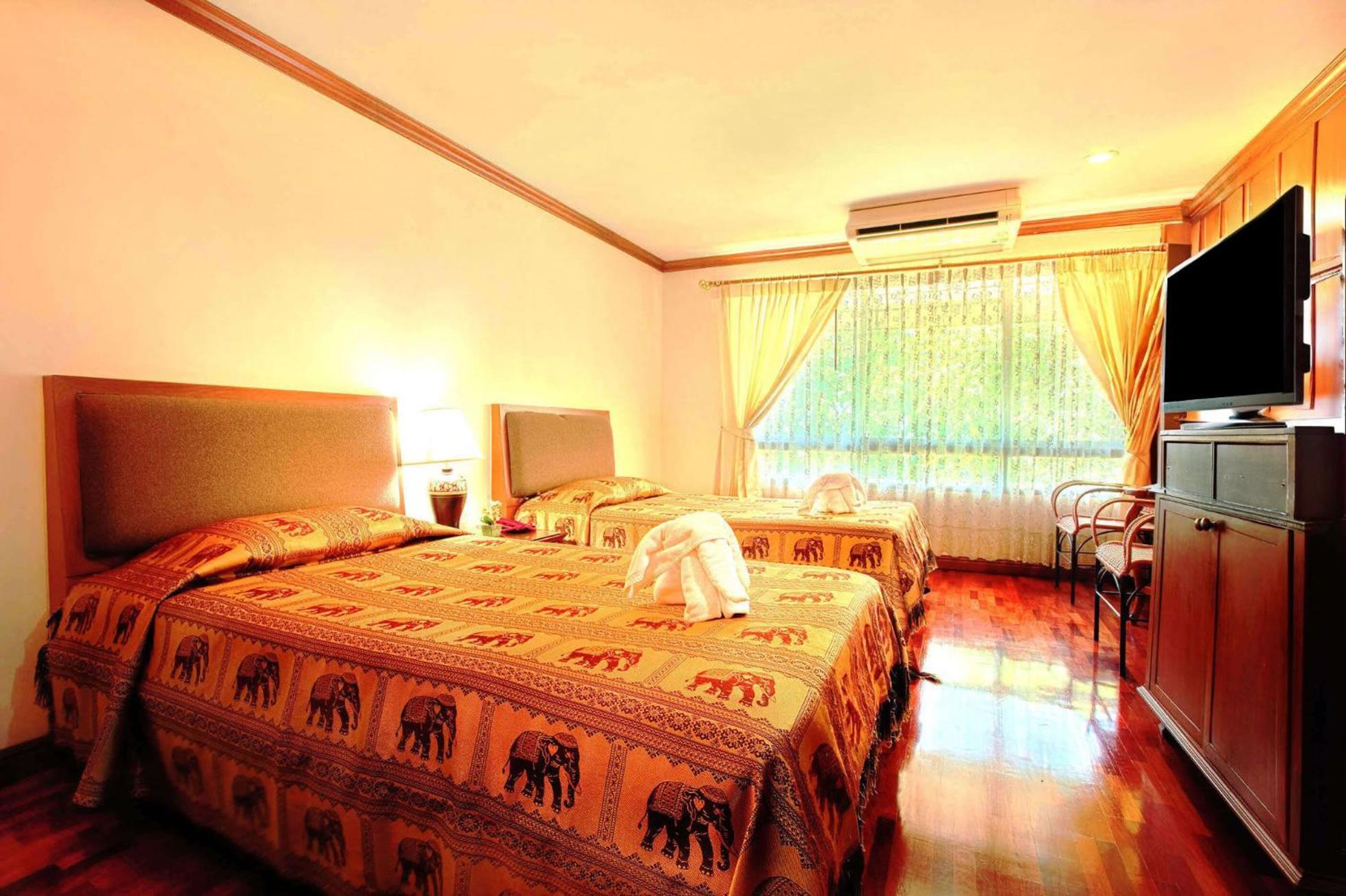 Khách sạn Royal Ivory Sukhumvit Nana