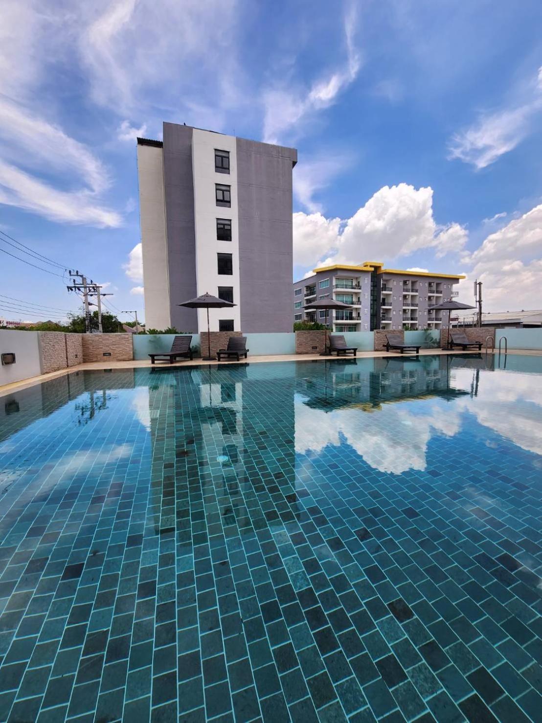 Hotell Leenova Bangkok