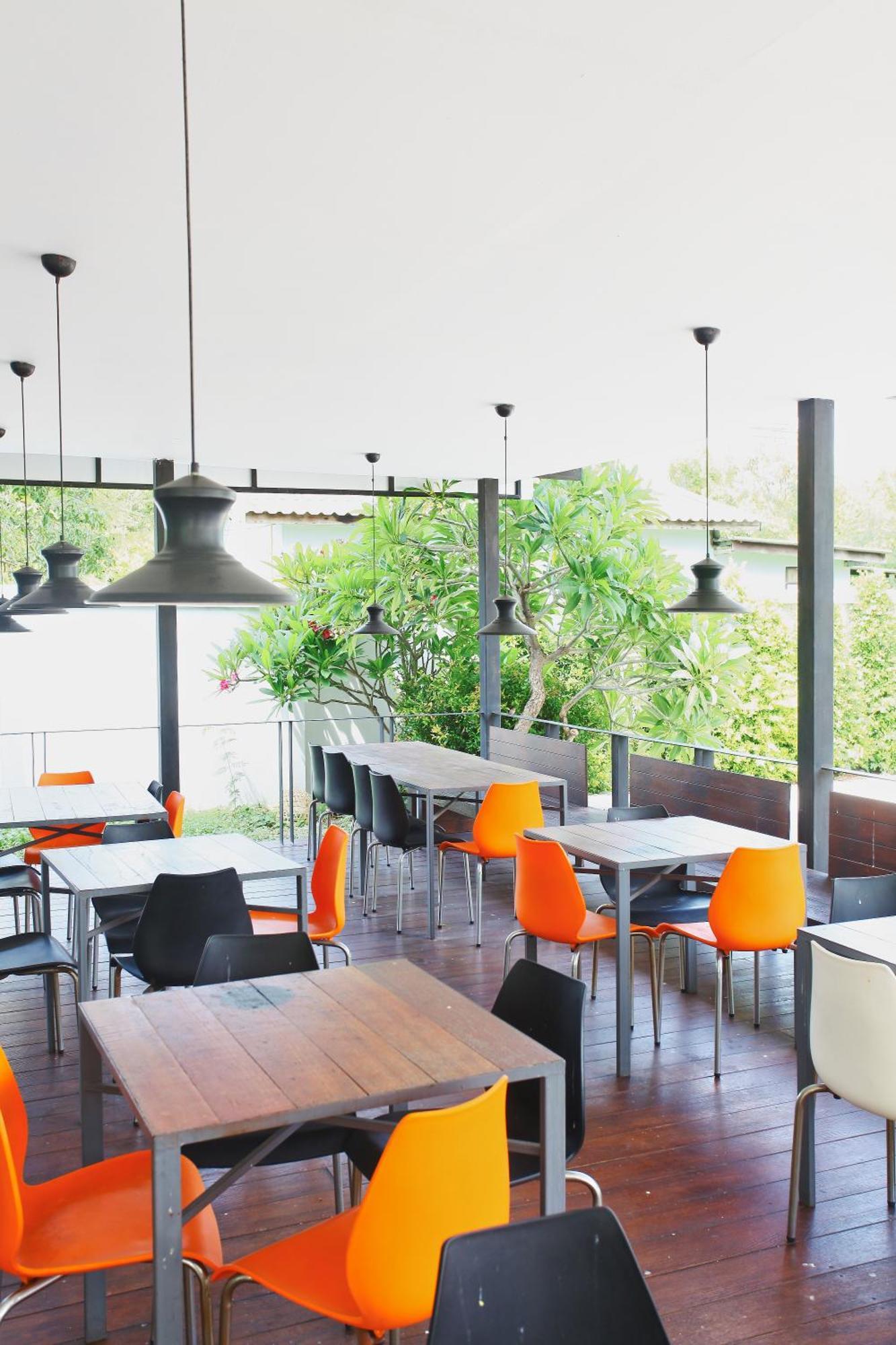 Hotell Leenova Bangkok