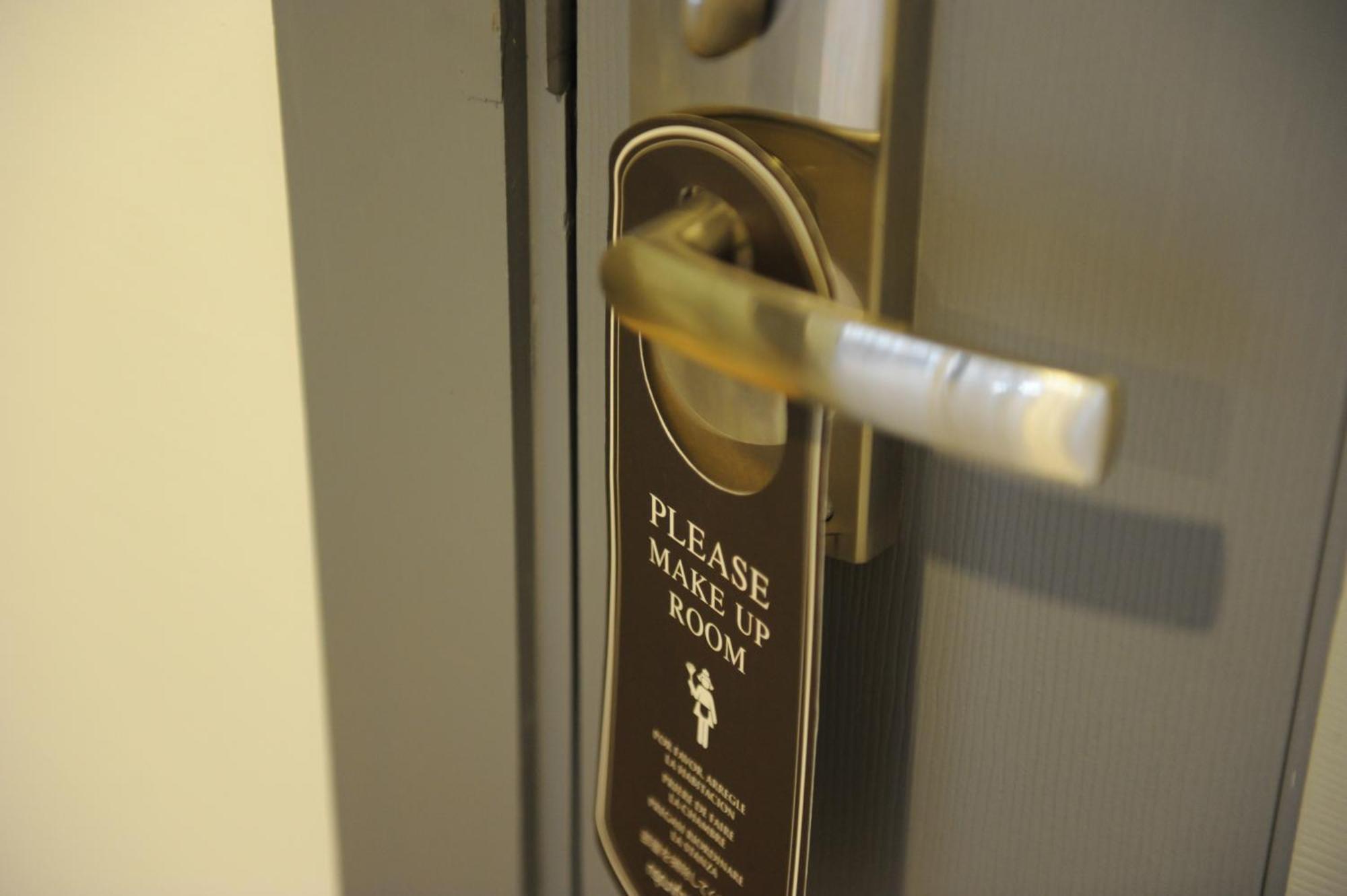Hotell Leenova 5*
