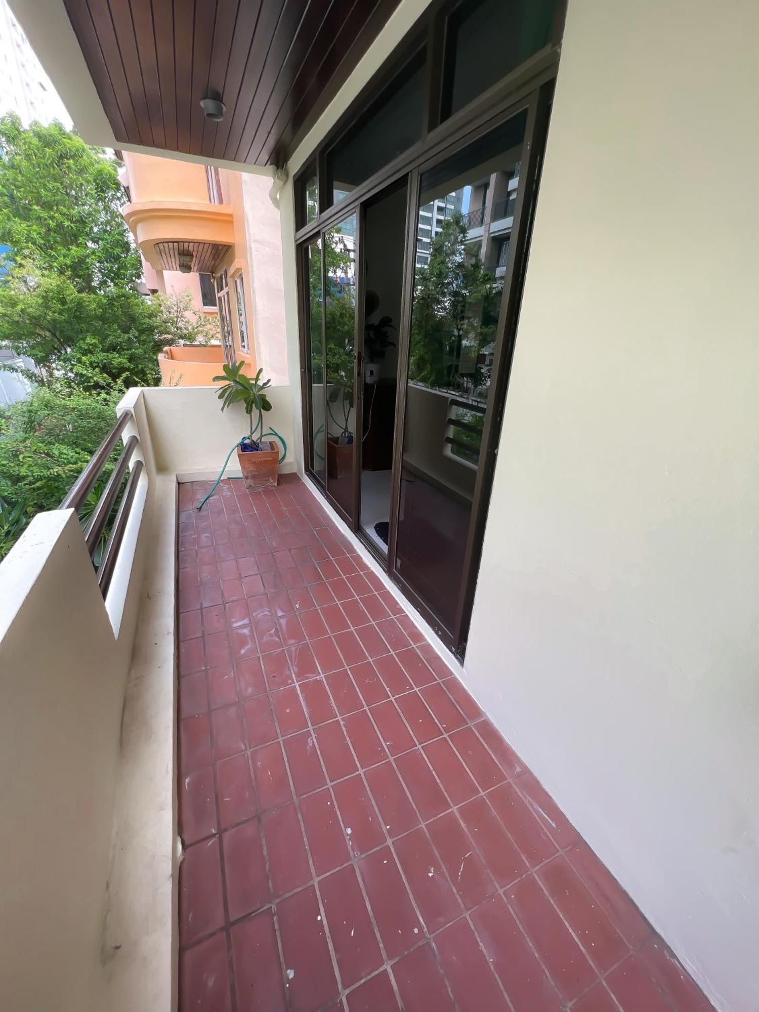 Sukhumvit 31 Sweet 7 Beds - Up To 12 Guests Feriehus