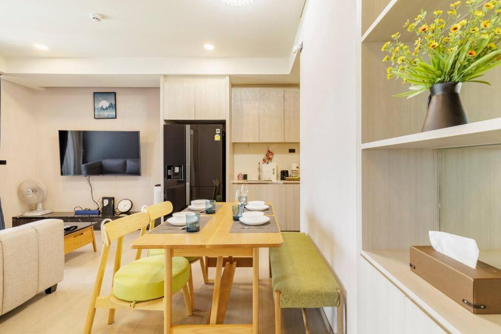 Appartement 2 Bedrooms, 300 Metres Bts Ekkamai,sukhumvit *