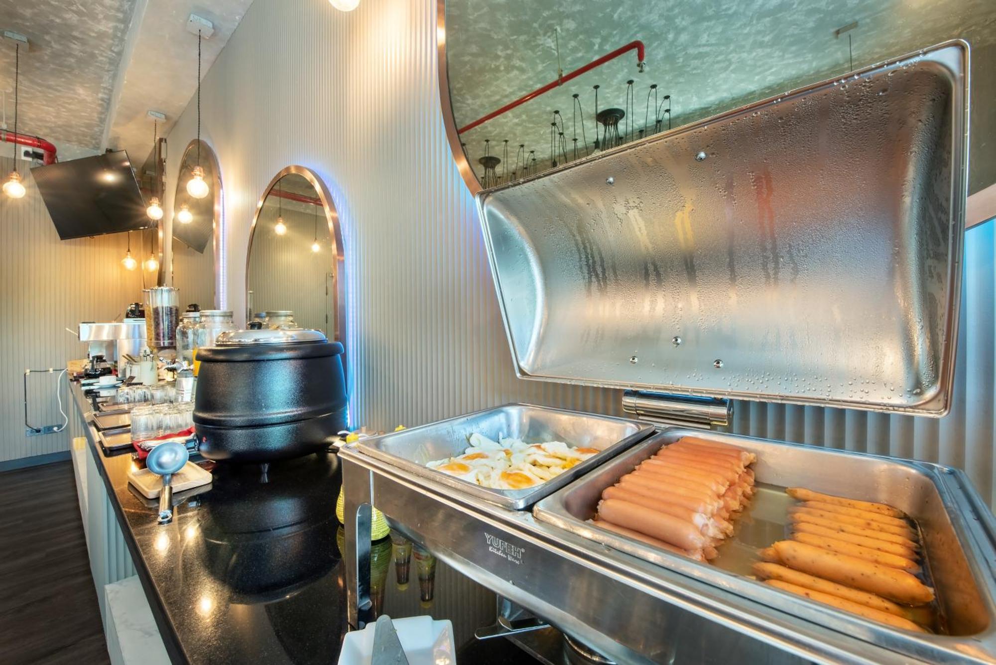 Qiu Sukhumvit Sha Hotell