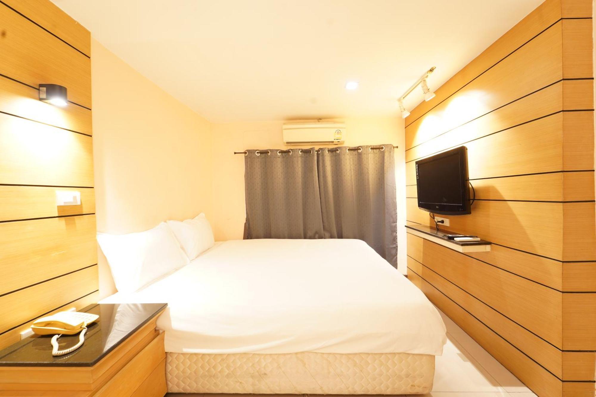 Upar Sukhumvit 11 Nana 3* Banguecoque
