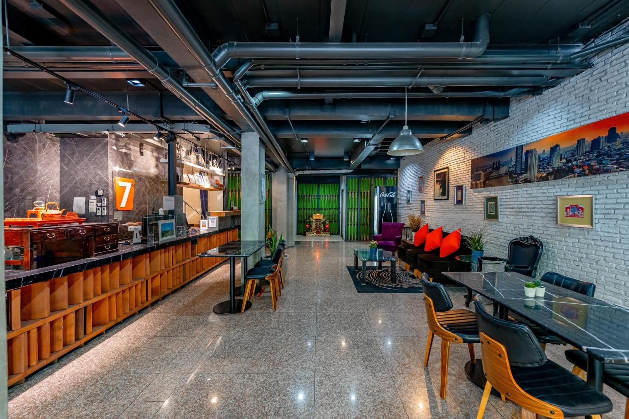 7 Days Premium At Icon Siam Station 3* Bangkok