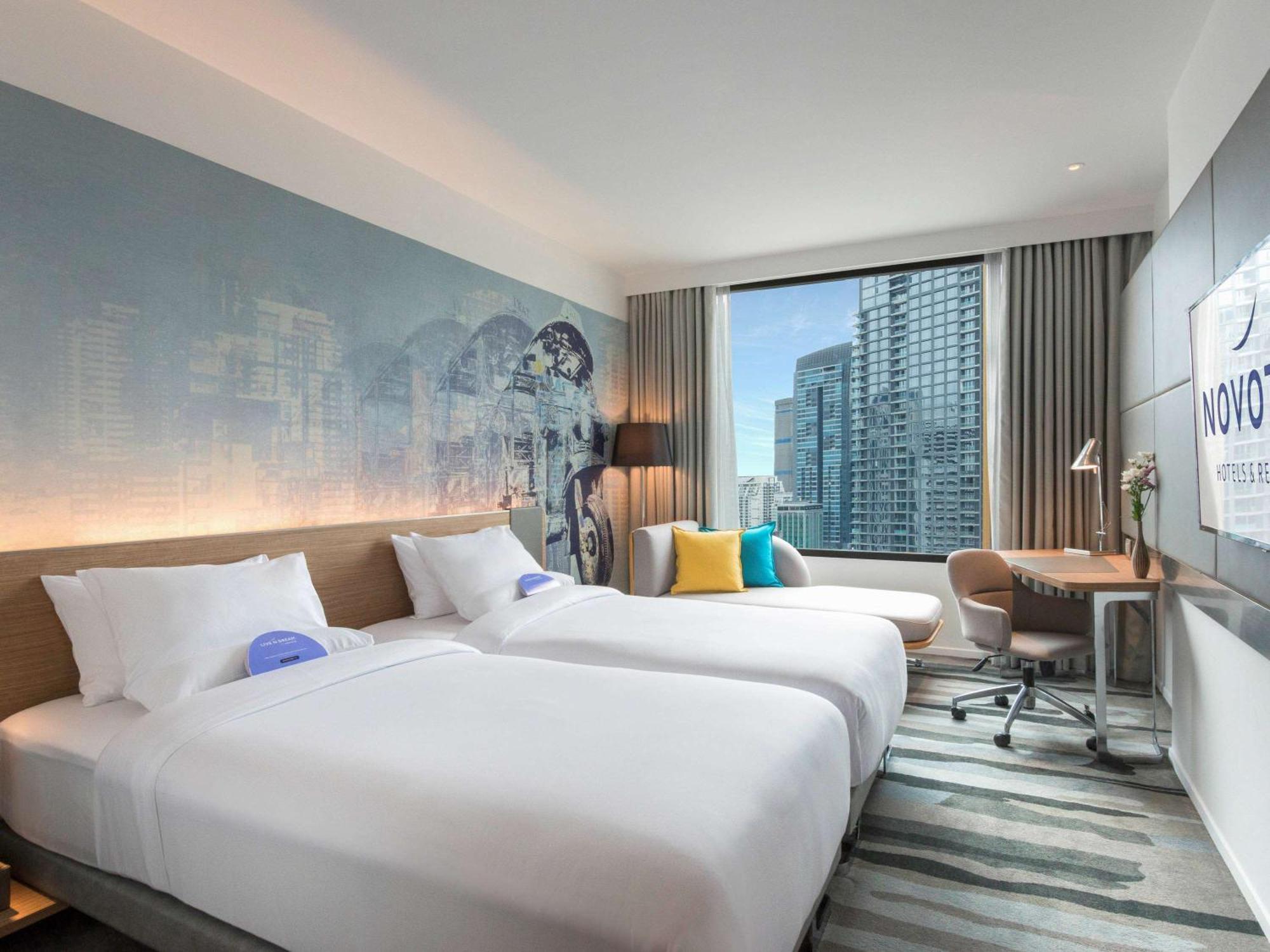 Hotel Novotel Sukhumvit 4 4*