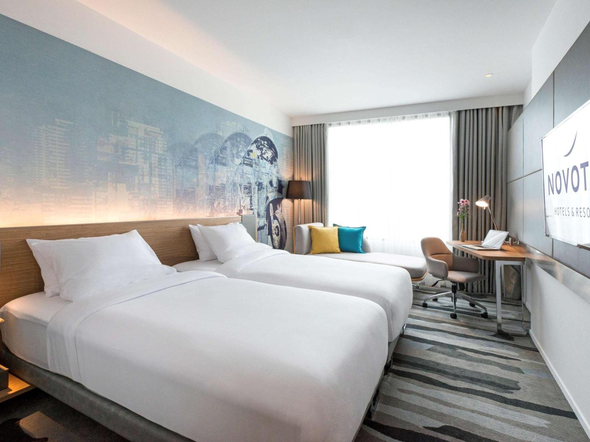 Novotel Sukhumvit 4 Hotel 4*