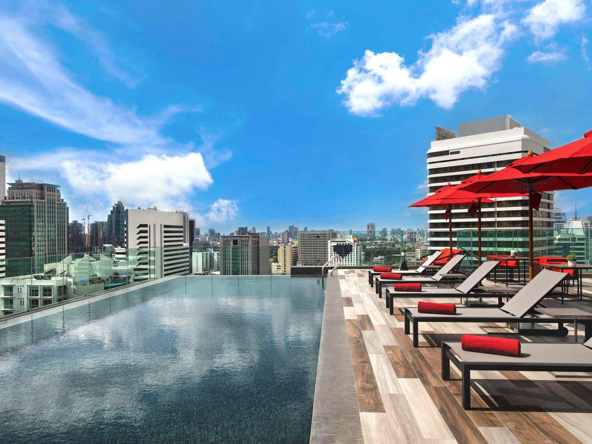Novotel Sukhumvit 4 Hotel