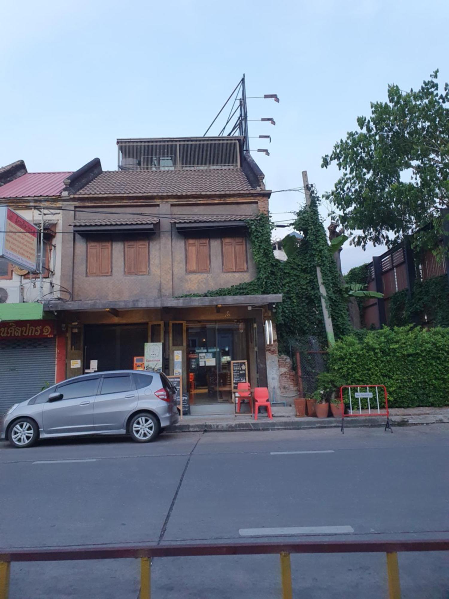 Baan Wualamphong บ้านวัวลำพอง * Bangkok