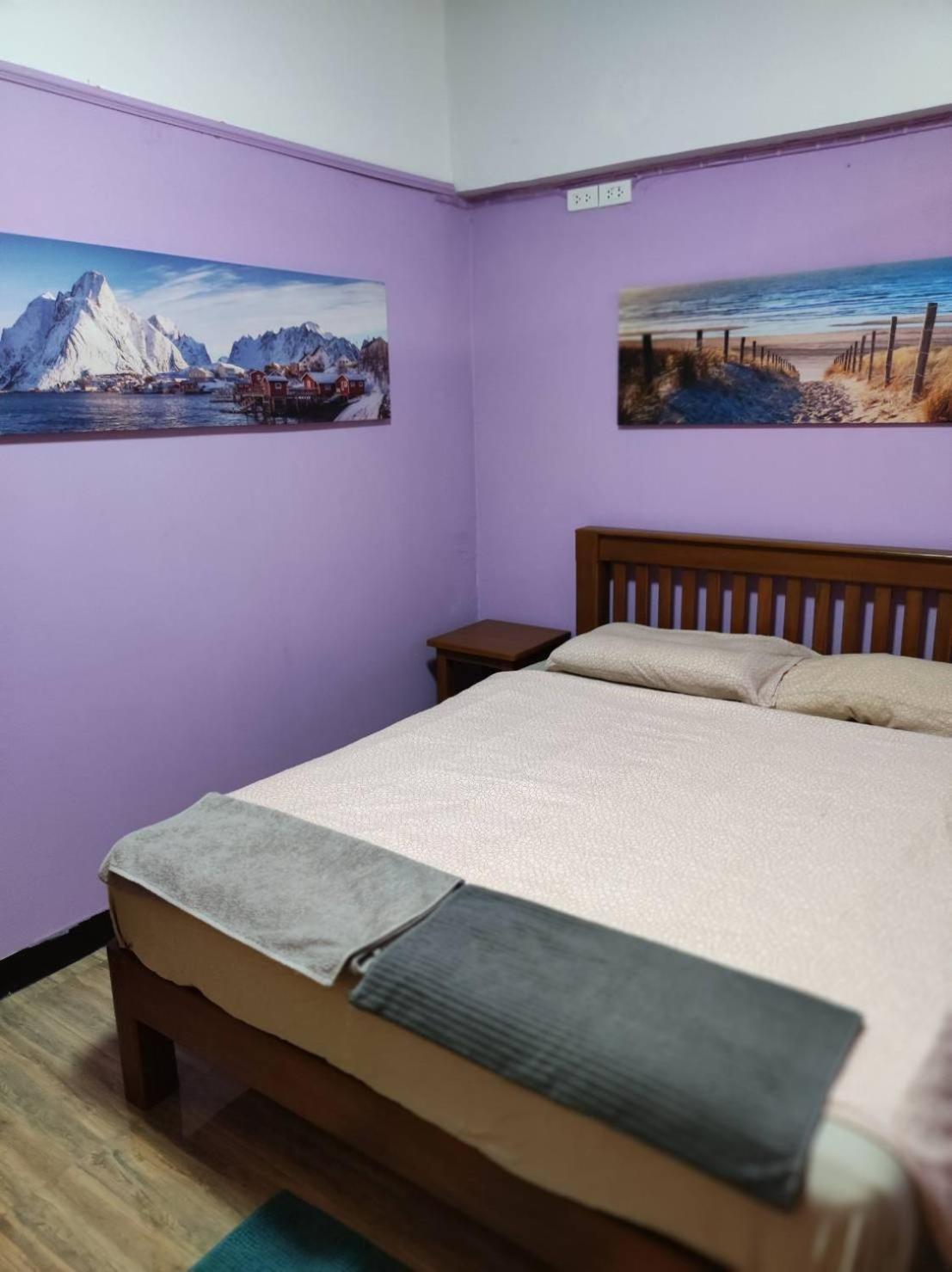 Close To Mrt On 12 Floor In Hua Mak