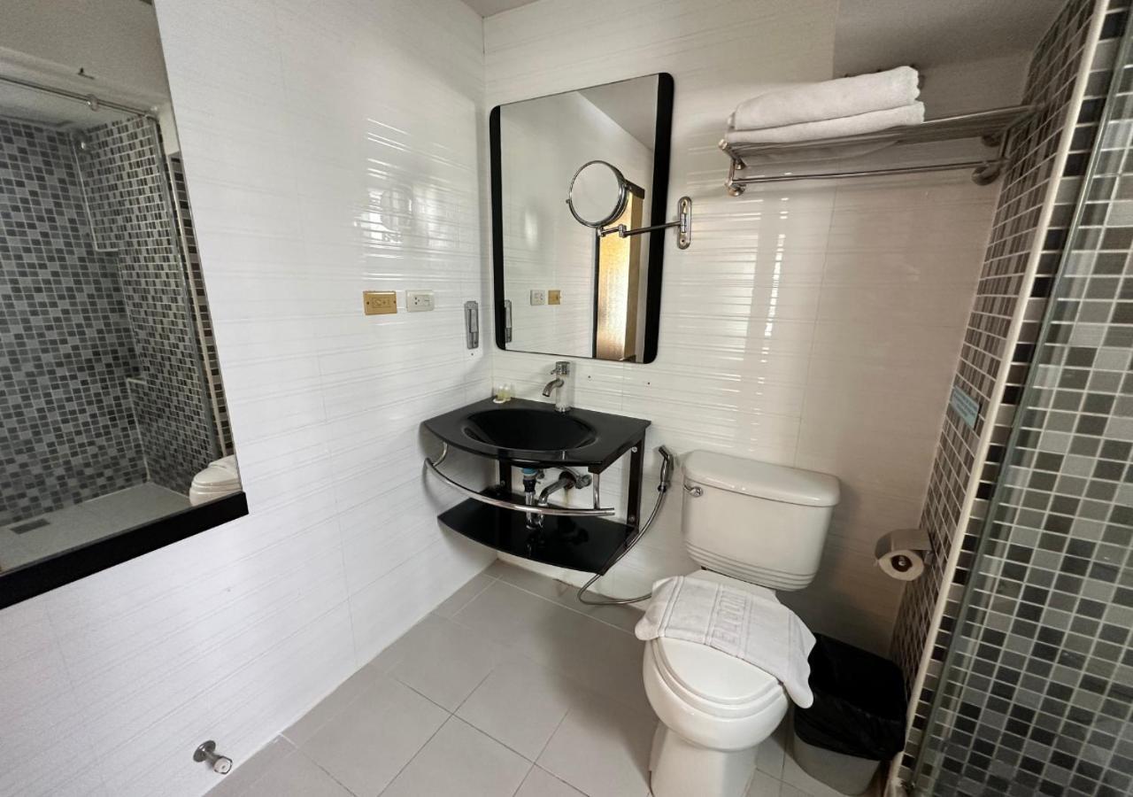 Upar Sukhumvit 11 Nana 3* Banguecoque