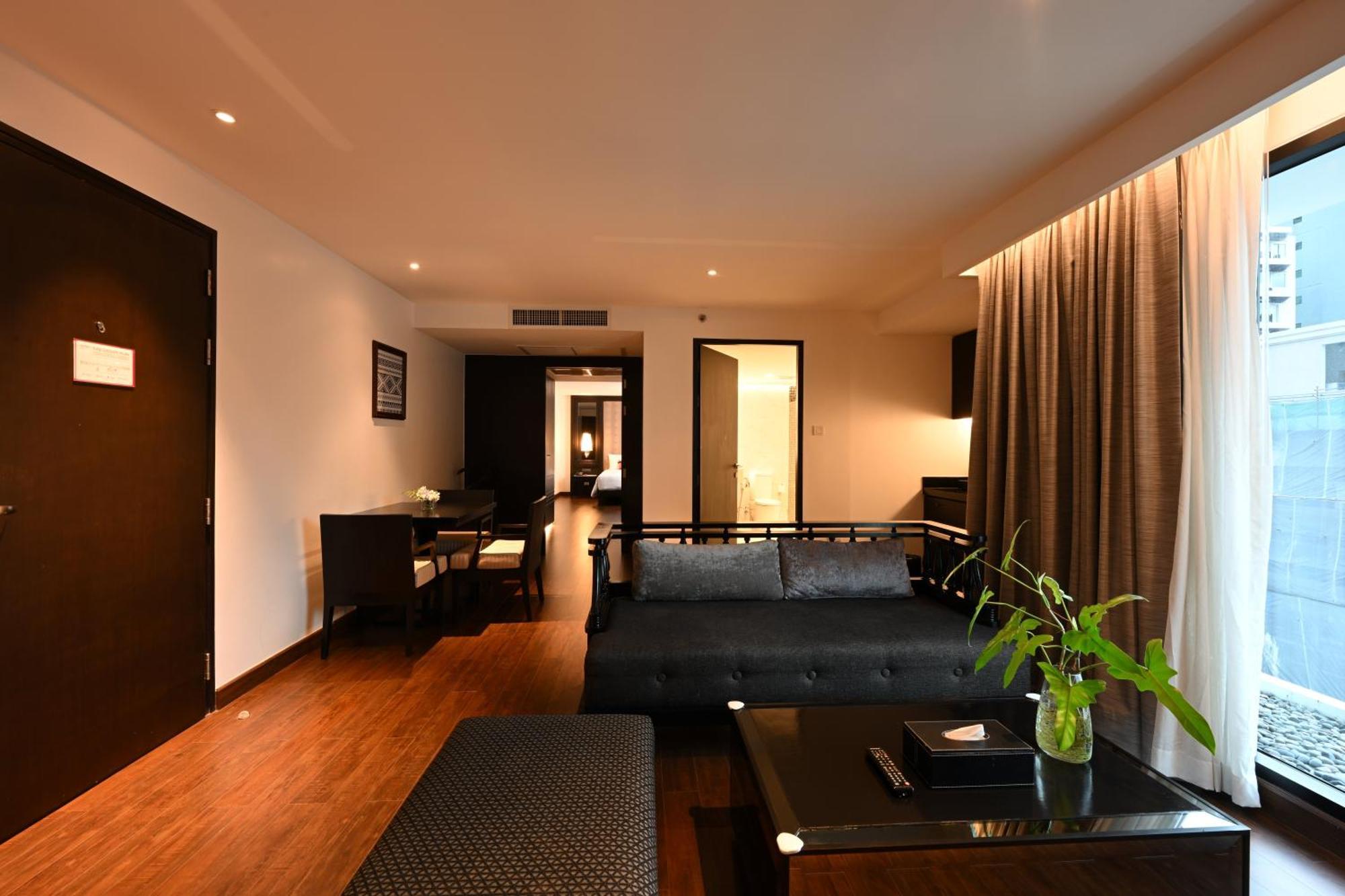 Hotel Moevenpick Sukhumvit 15 5*