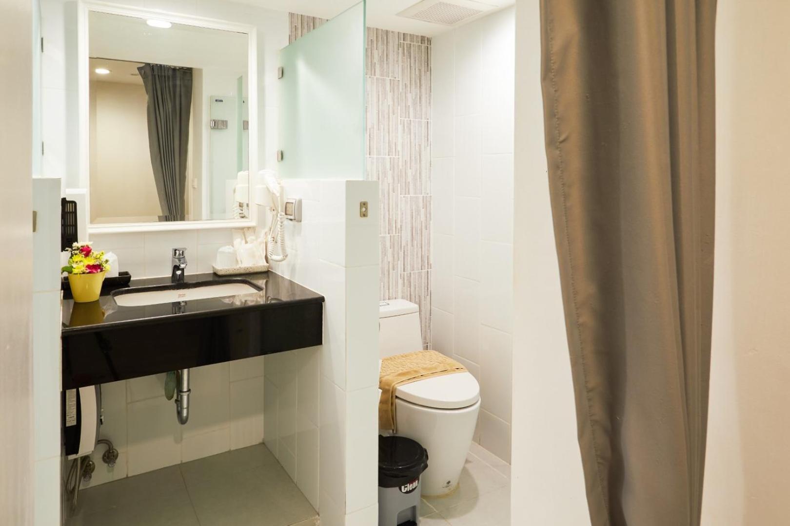 Sabai Sathorn Service 4* Bangkok