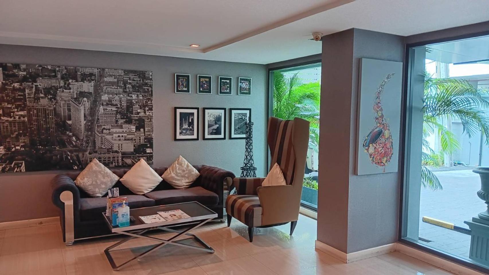 Pangsapuri J Thonglor 8 *