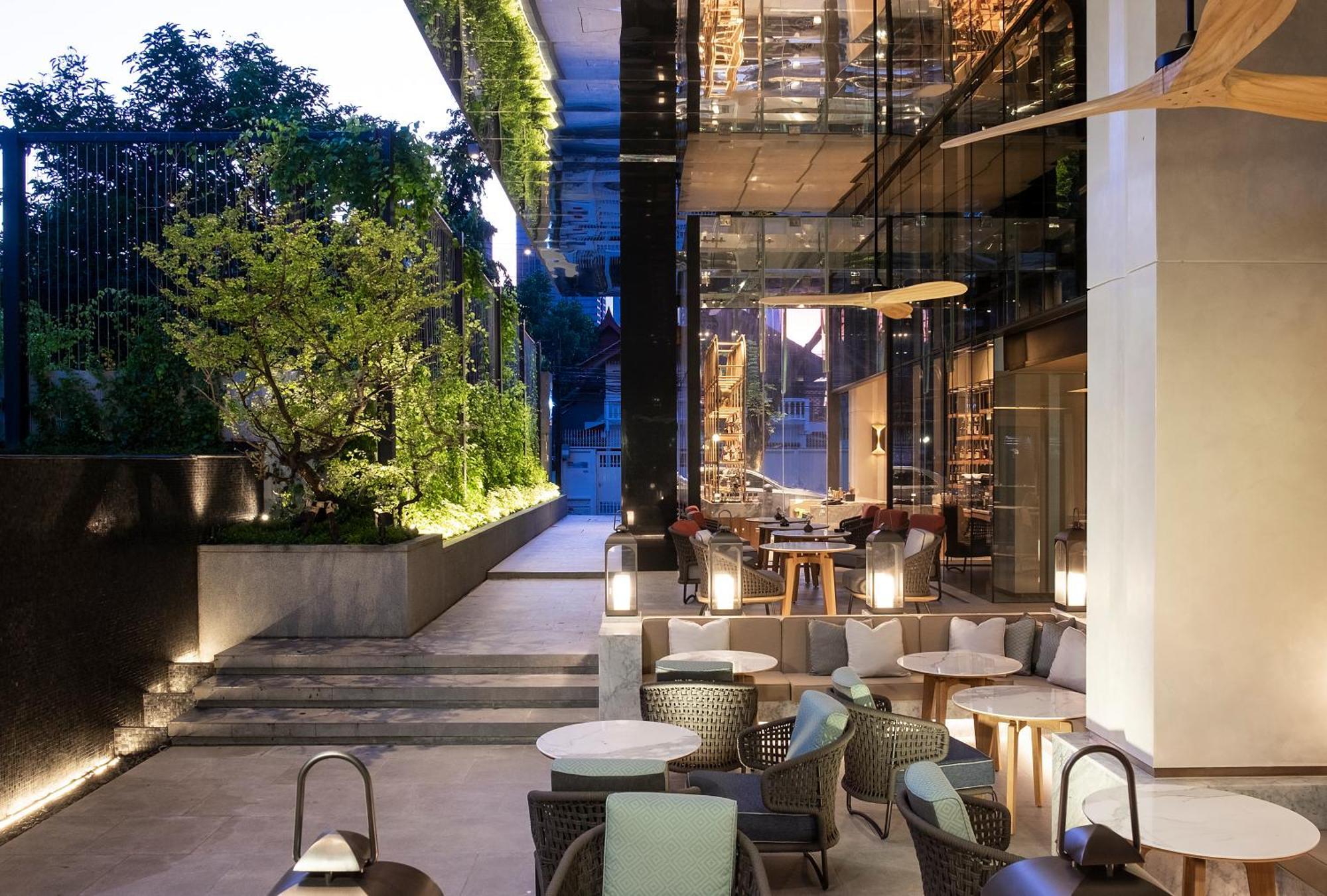 Homm Sukhumvit34 Khách sạn 4*