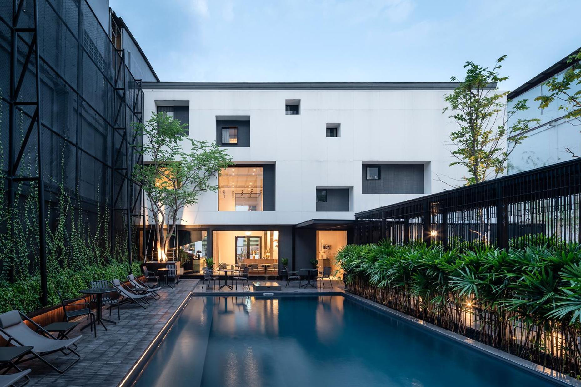 Lilit Bang Lumphu Hotel 4*