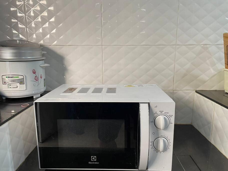 Rb7: Private House Downtown 1min Walk To Metro