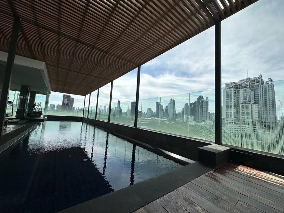 S42 Wyndham Garden Sukhumvit Bts Ekkamai Gym Swim Apartment *