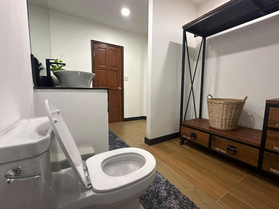Private Cozy House @chatcuchak * Bangkok