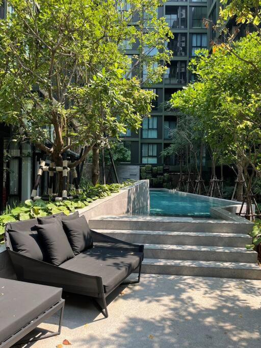 Apartment Nue Z-square Suan Luang Station - Near Train Night Market, Airport, Seacon Square