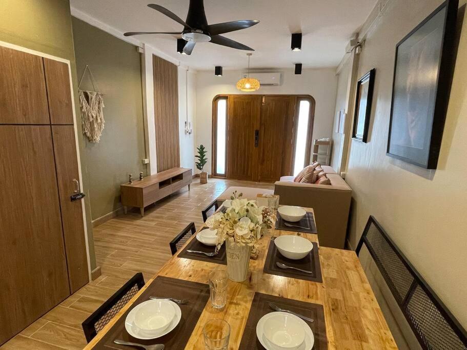 Private House With Pagoda View, Near Grand Palace Appartement