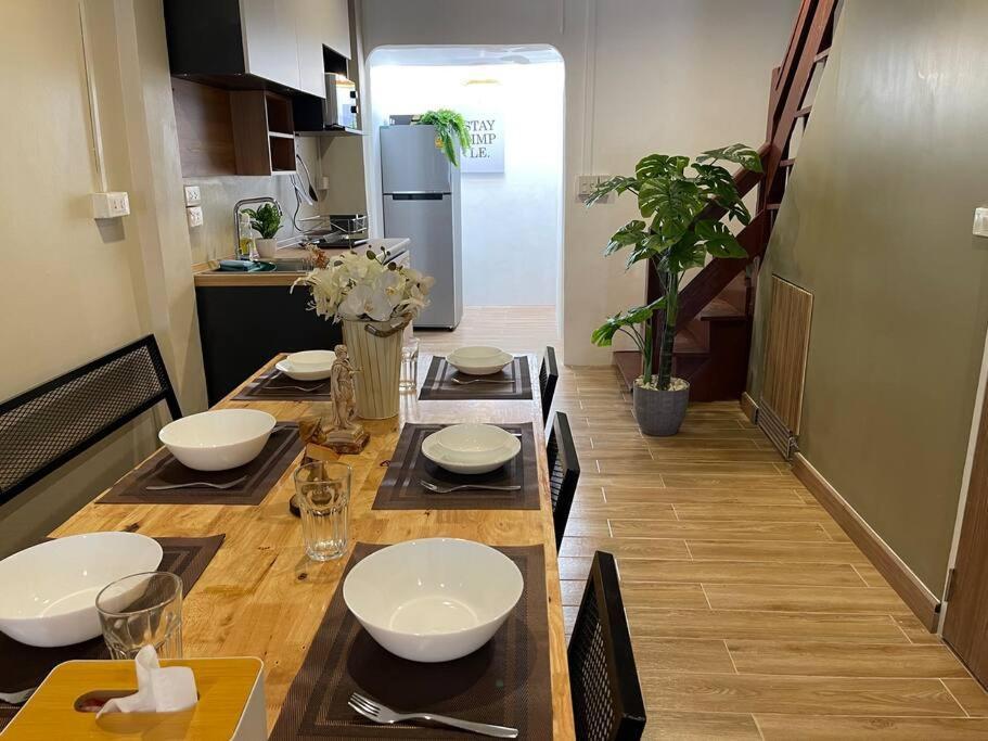Private House With Pagoda View, Near Grand Palace *