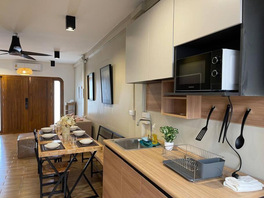 Private House With Pagoda View, Near Grand Palace Appartement