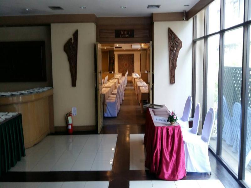 Hotell Pinnacle Lumpinee Park