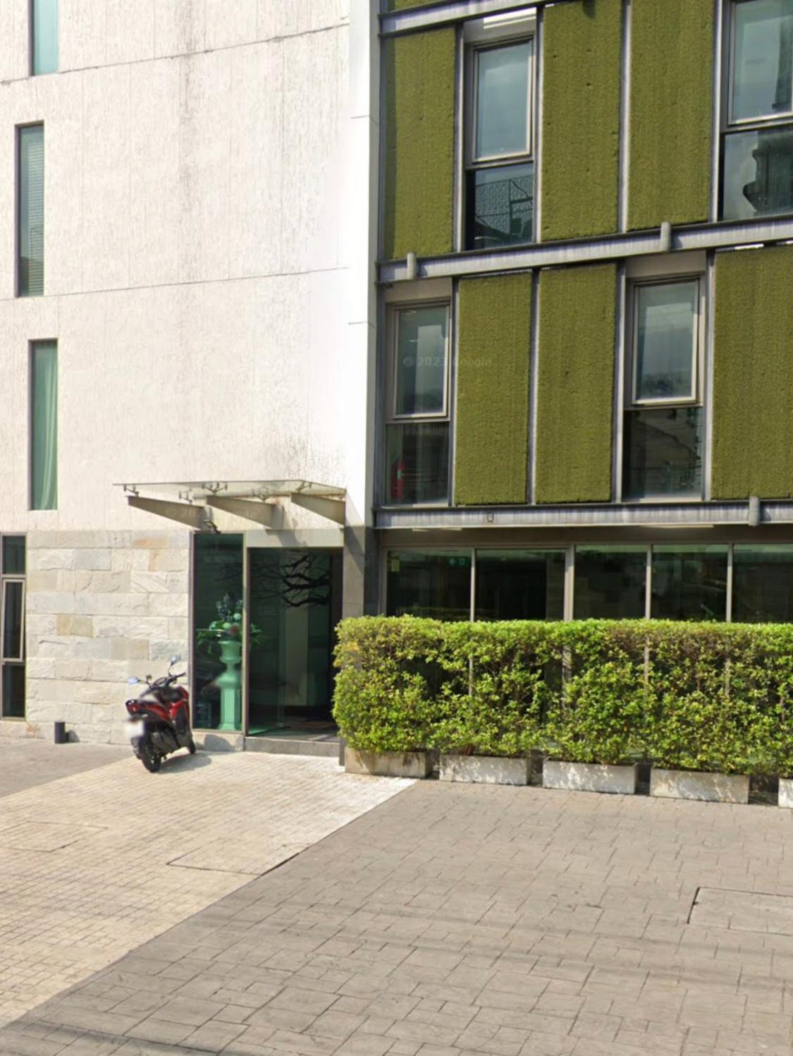 Silom-sathorn The Little Hut With Private Area * Bangkok