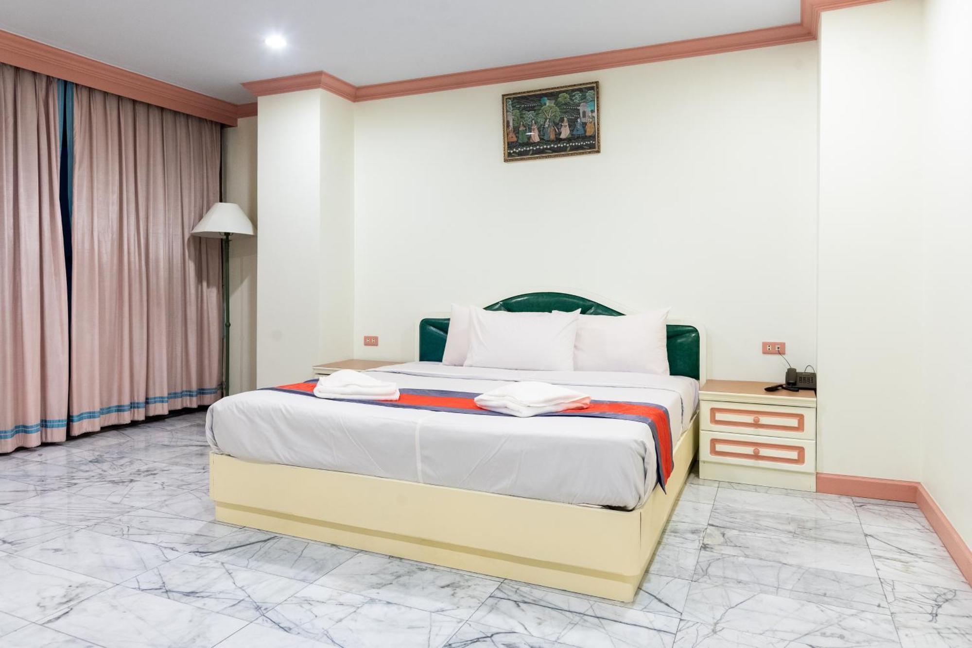 75 Paradise Lane Managed By Loft Group Bangkok