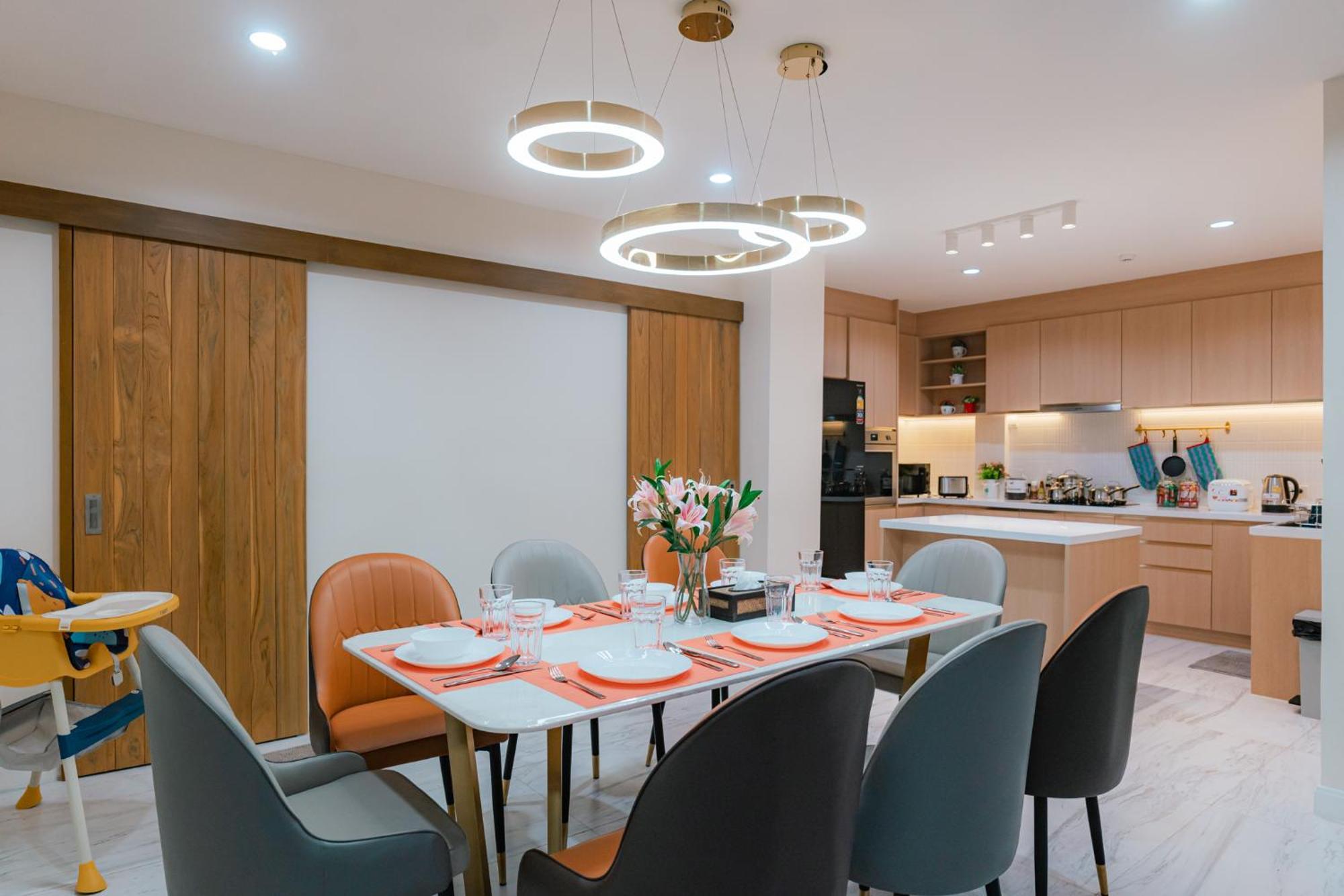 Vila Modern - 6beds, Center, Phrom Phong Bts, Em District, Terminal 21 Bangkok