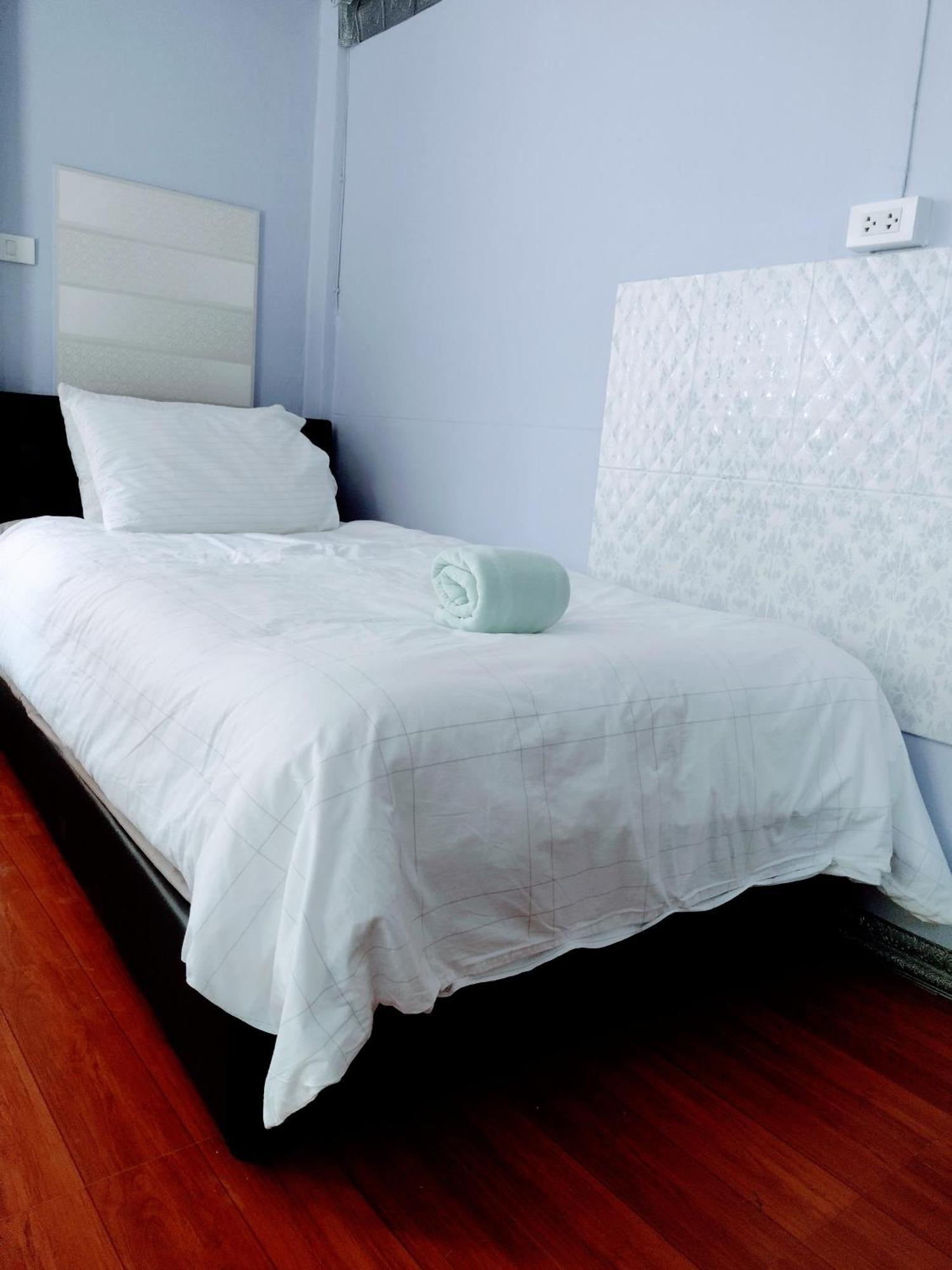 Ở trọ Mango Tree Guestroom *