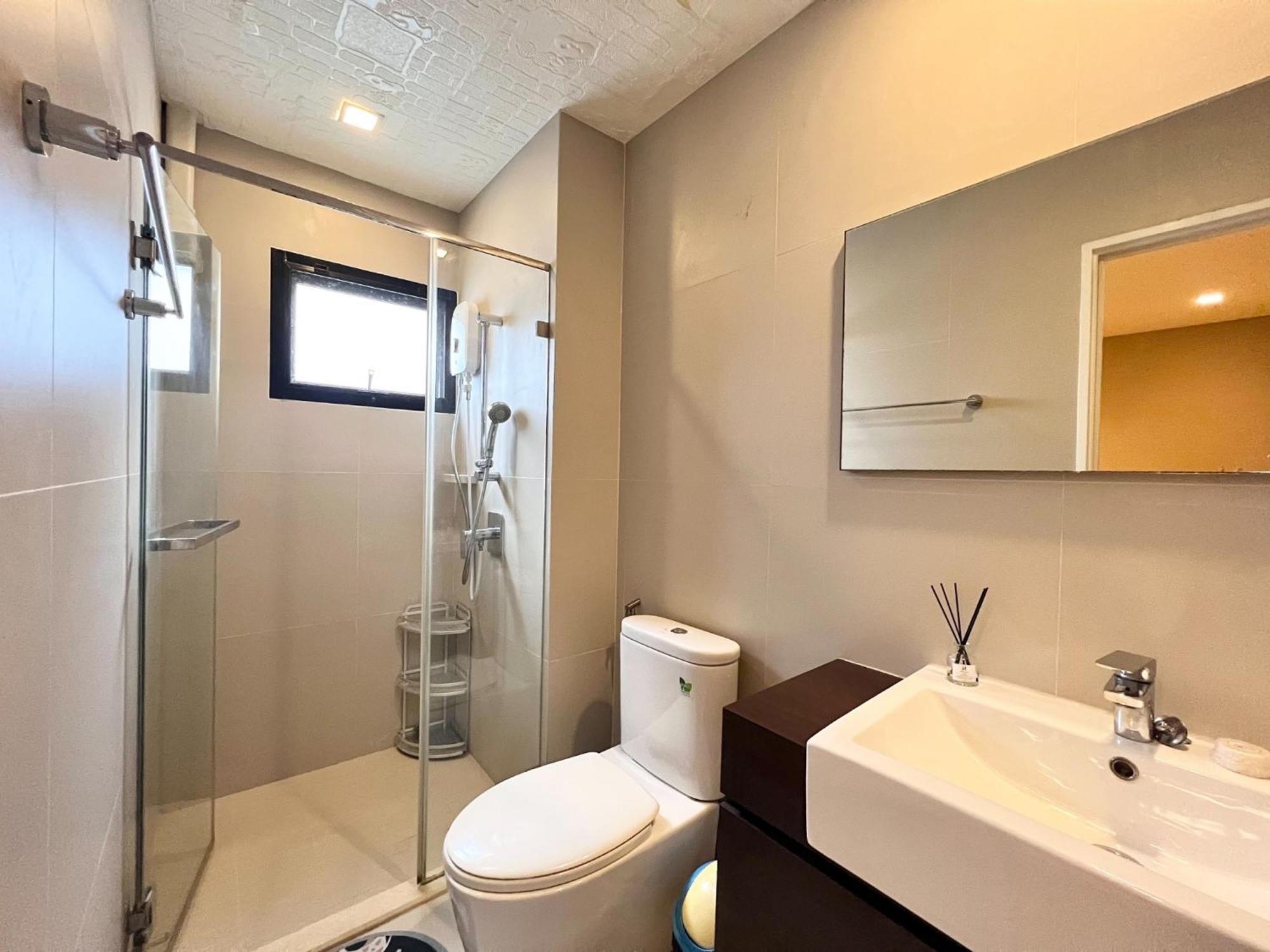 Free Pick Up / Stunning Luxury Family 3b3b Leilighet