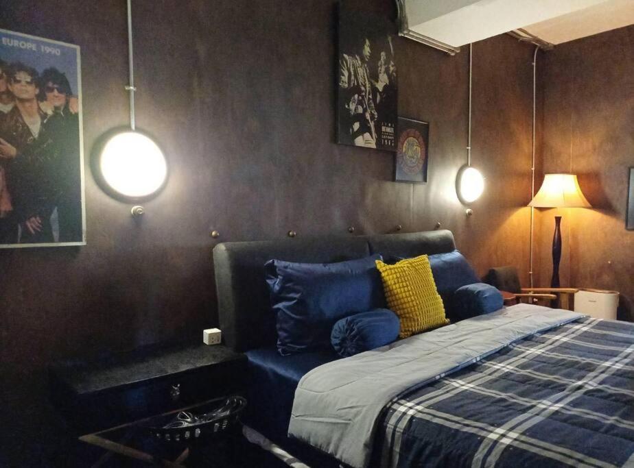 Get High High Bkk, Korean Town, Classy The Cozy Cocoon * Bangkok