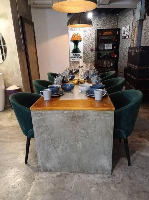 Get High High Bkk, Korean Town, Classy The Cozy Cocoon Apartment