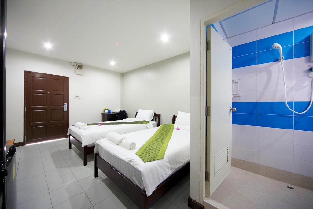 Paragon One Hotel 2*