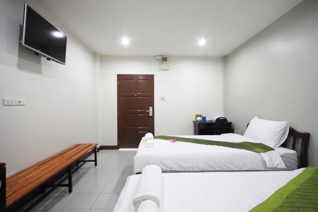 Paragon One Hotel 2*