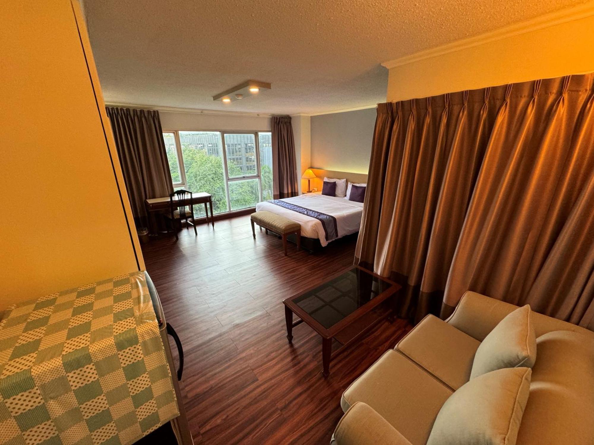 Hotel The Step Sathon 3*