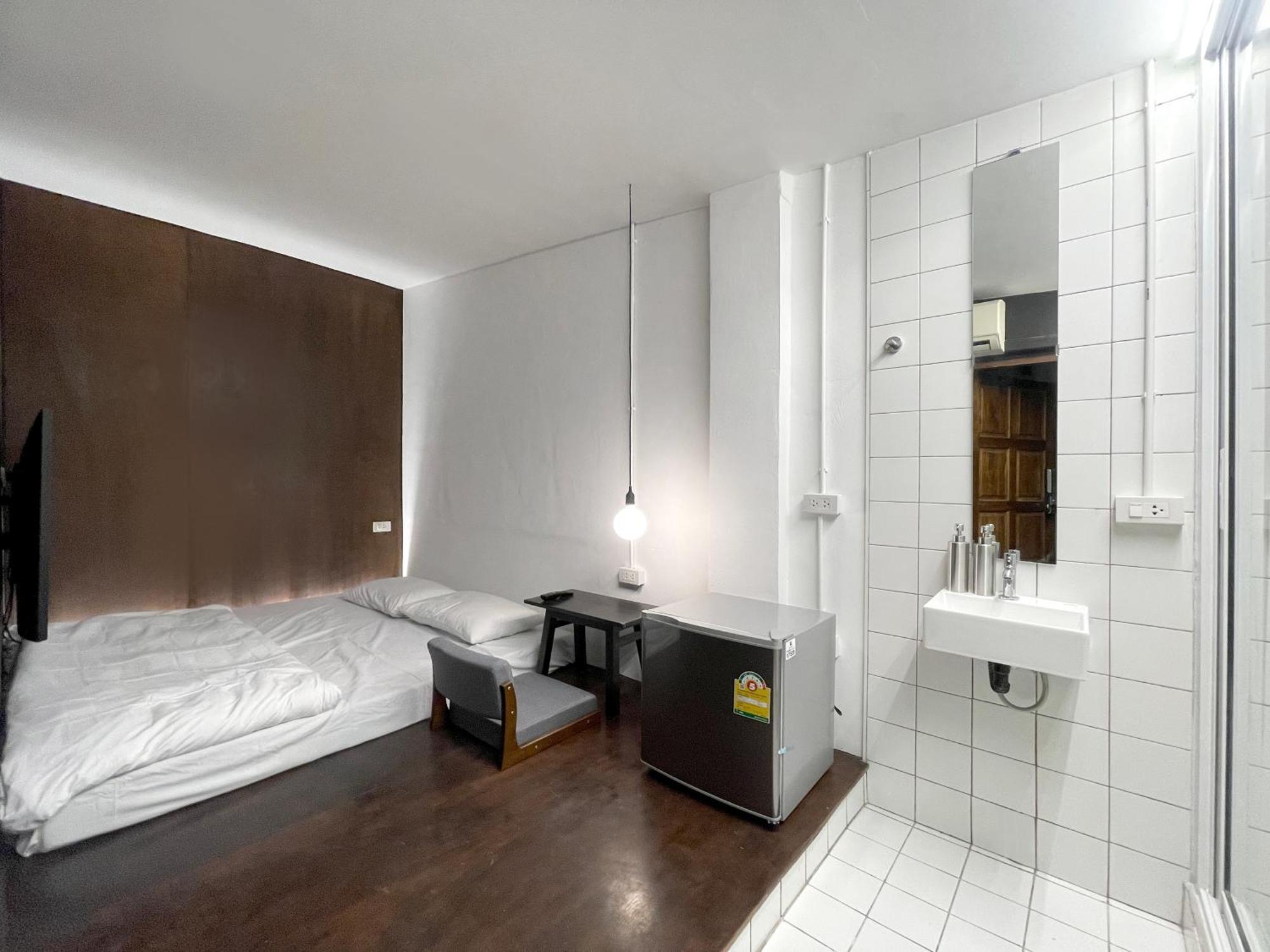 Hostel Chatel Bkk Bangkok