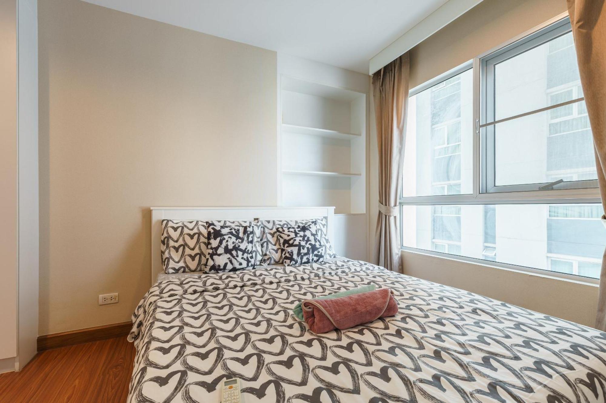 Internet Celebrity Train Night Market Swimming Pool Free Wifi Mrt 100m Apartamento Banguecoque