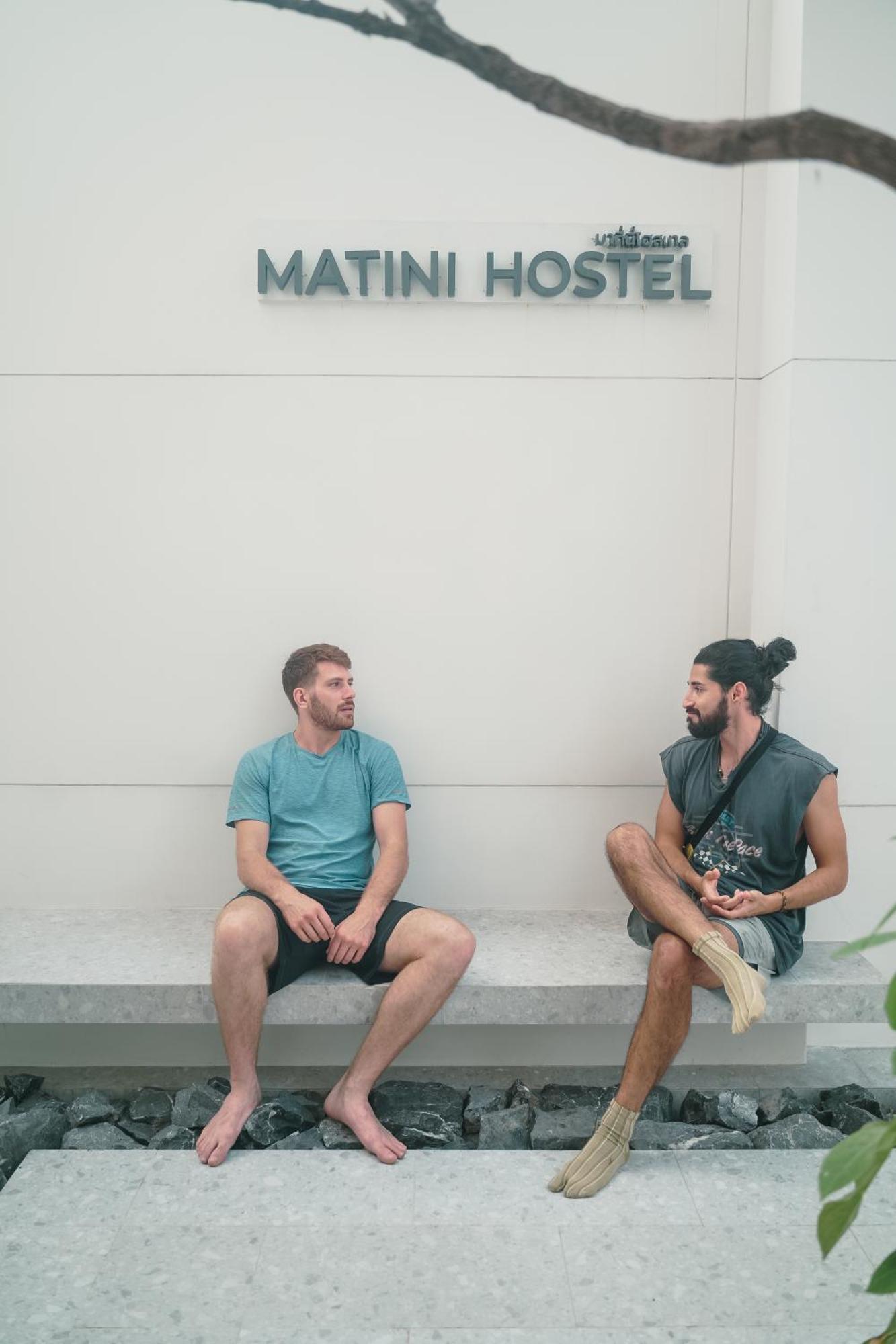 Hostel Matini Grandstation *