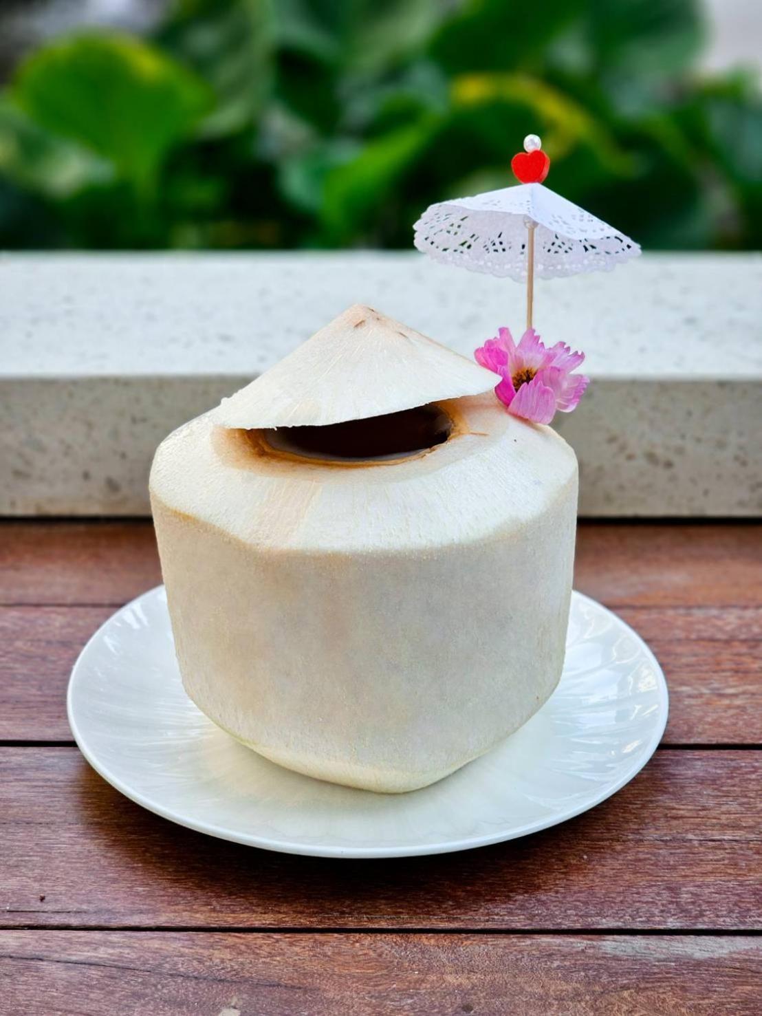 Feung Nakorn Balcony Rooms&cafe Hotel